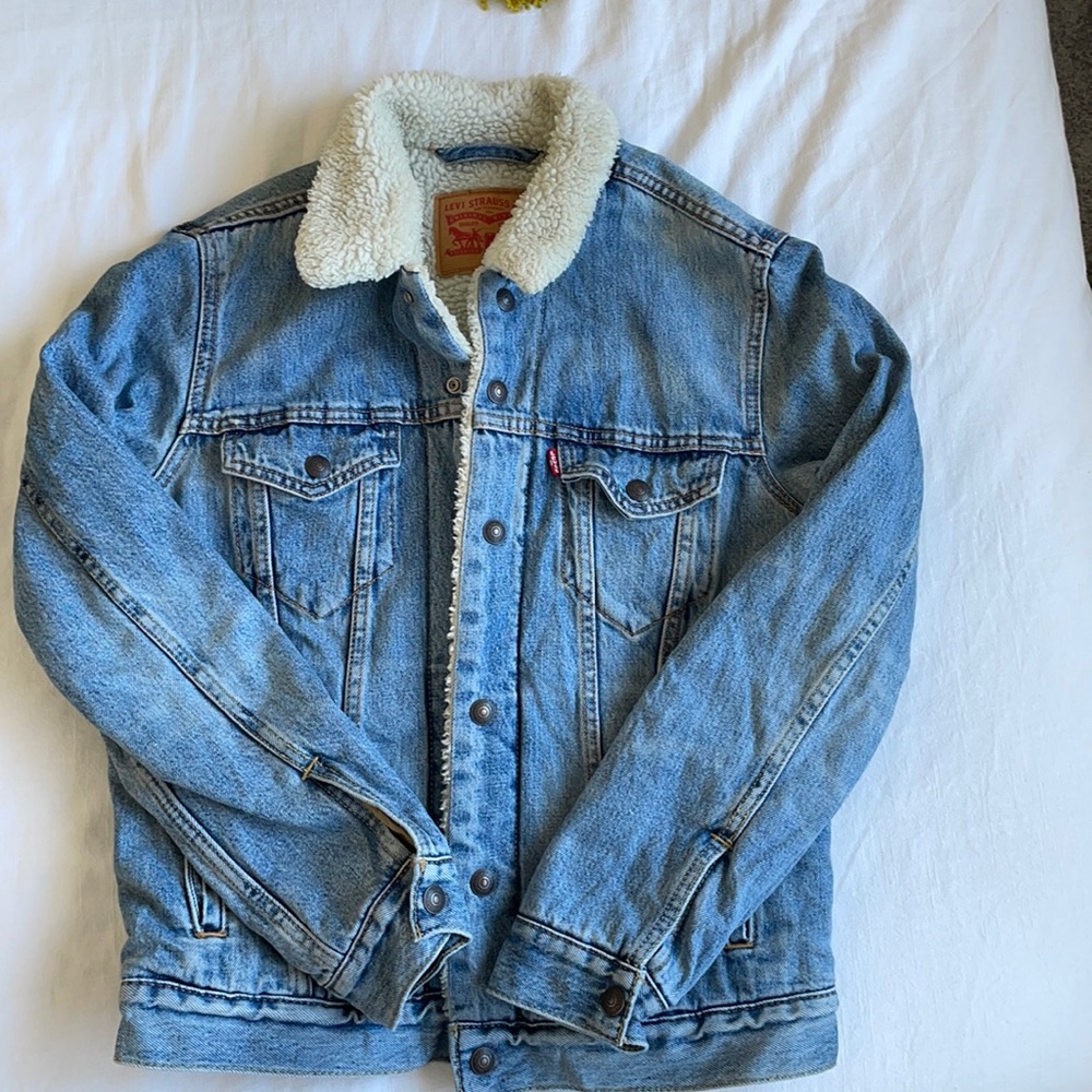 Levi’s Sherpa-Lined Jean Jacket